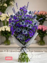 Cielo Nocturno de Eryngium y Statice Morado